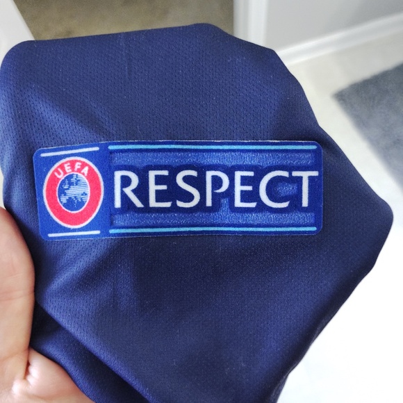 Authentic Tottenham Moura Jersey Jersey with Champions League Badge - Women's Sm - Picture 4 of 6